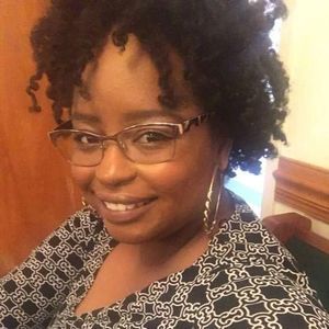 Meet your Posher, Hallston